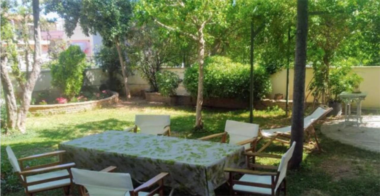 Independent Entrance Apt - 130M2 - Garden - Private Parking Apartment Атина Екстериор снимка