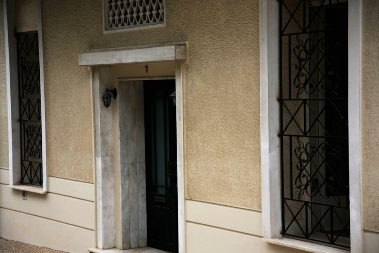 Independent Entrance Apt - 130M2 - Garden - Private Parking Apartment Атина Екстериор снимка